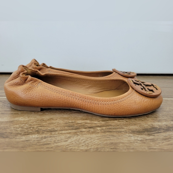 Tory Burch Reva tumbled leather royal tan ballet flats size 5 - Picture 4 of 9